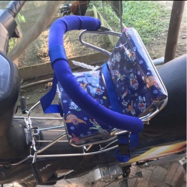 ghế đi xe máy cho bé