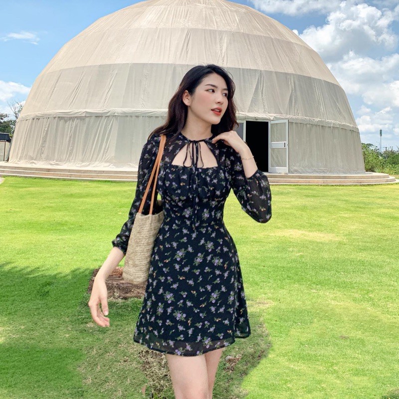 [Mã SKAMA06 giảm 8% tối đa 50K đơn 250K] Đầm FLORAL tay lửng cách điệu cổ