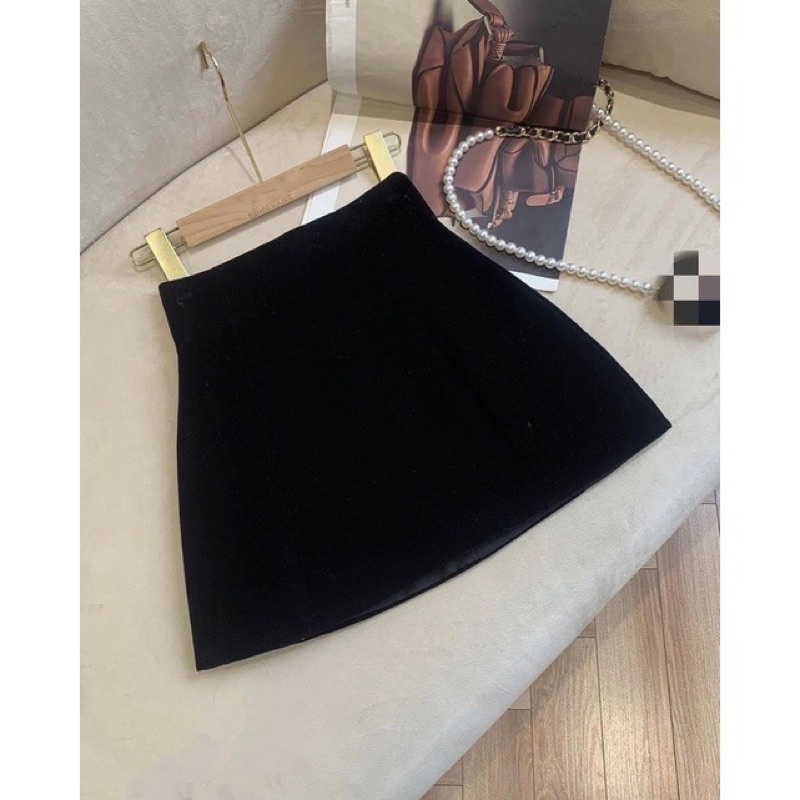 CHÂN VÁY NHUNG TRƠN DÁNG A CẠP CAO MS15662 (có lót quần)