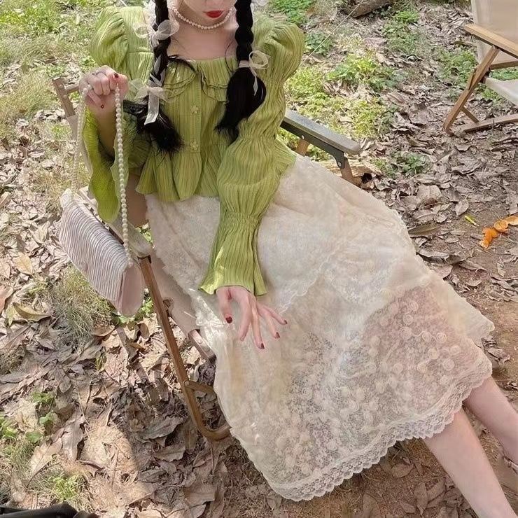 Set Áo Sơ Mi Phối Bèo Màu Xanh Lá + Chân Váy Dài Vừa Phải Thiết Kế Mới Trẻ Trung Cho Nữ