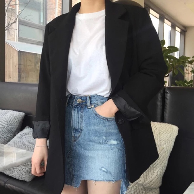 Áo blazer trơn đen có size chất đẹp cá tính
