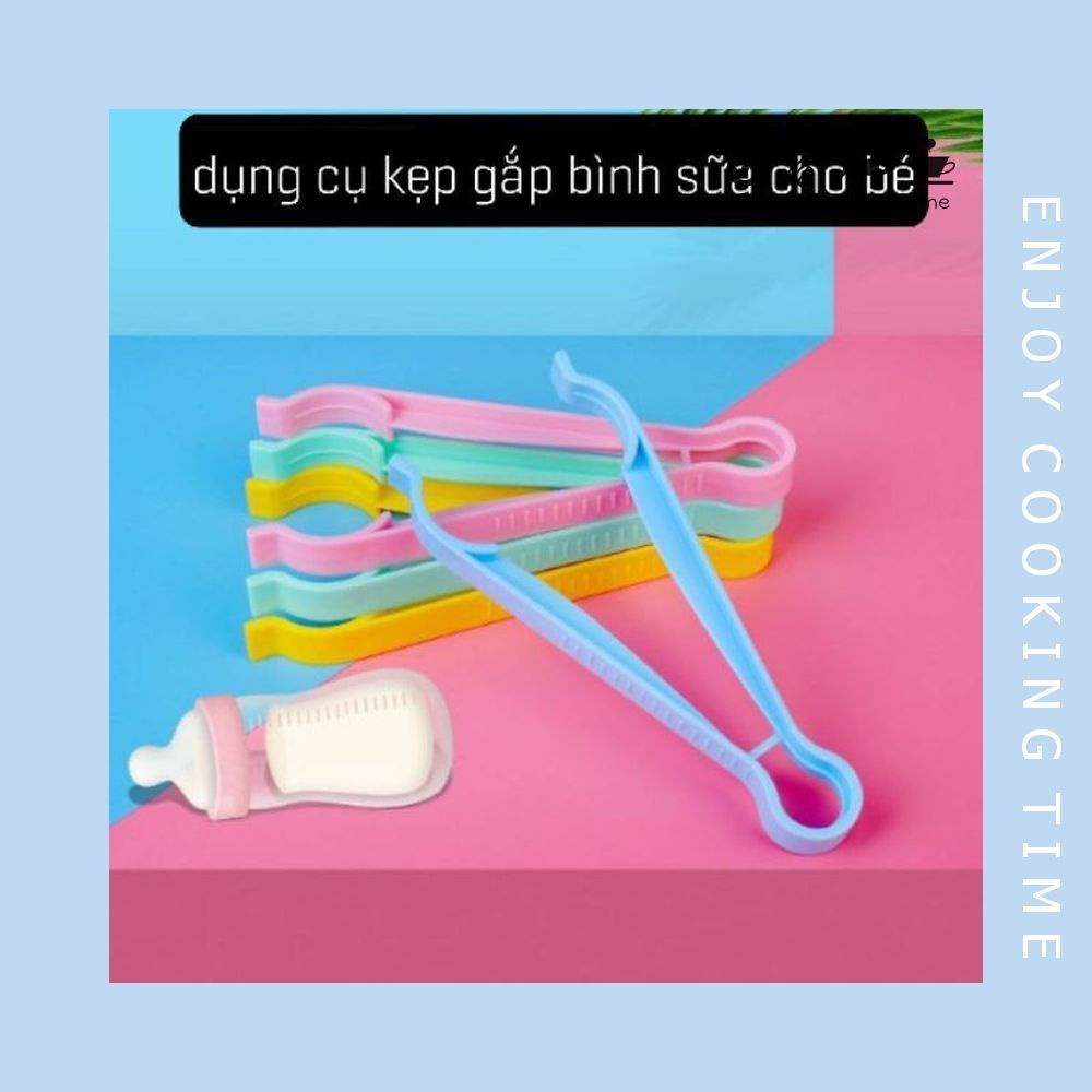 Dụng cụ kẹp gắp bình sữa khi tiệt trùng