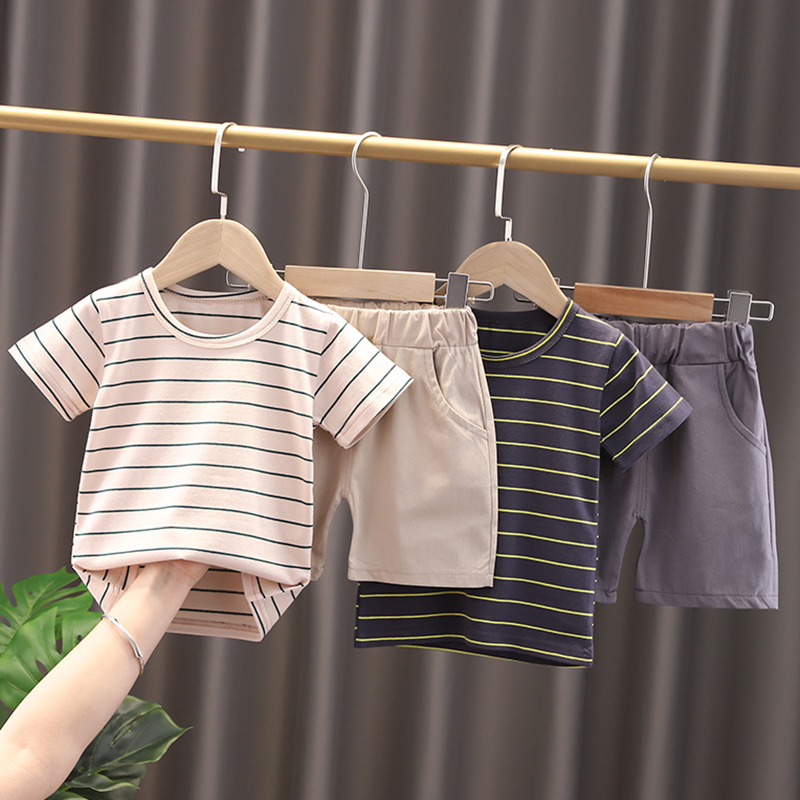 Set Áo Thun Tay Ngắn &amp; Quần Short Hoạ Tiết Kẻ Sọc Cho Bé Trai