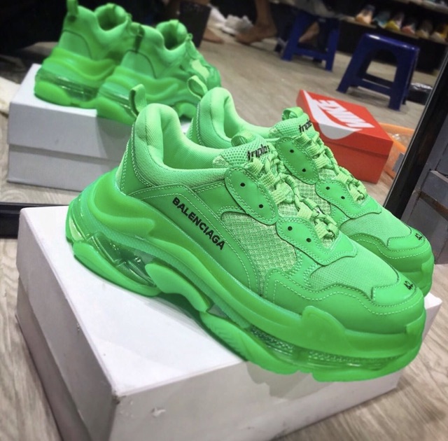 BALENCIAGA TRIPLE S đế trong Hàng 1:1