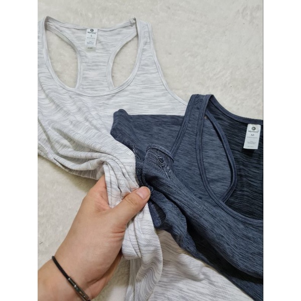 Áo tanktop tập xịn sò nhà 90° hàng độc date mới đét