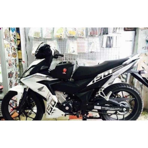 Tem xe winner dán xe trắng số 150