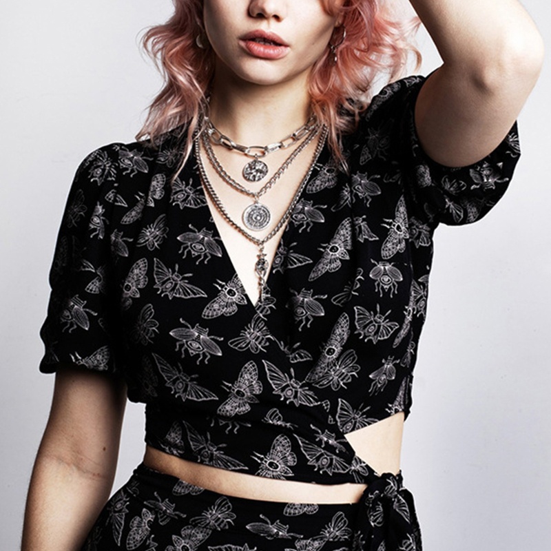 Áo Croptop Tay Ngắn Phồng Cổ Chữ V Buộc Dây In Họa Tiết Bướm Phong Cách Gothic Thời Trang Cho Nữ