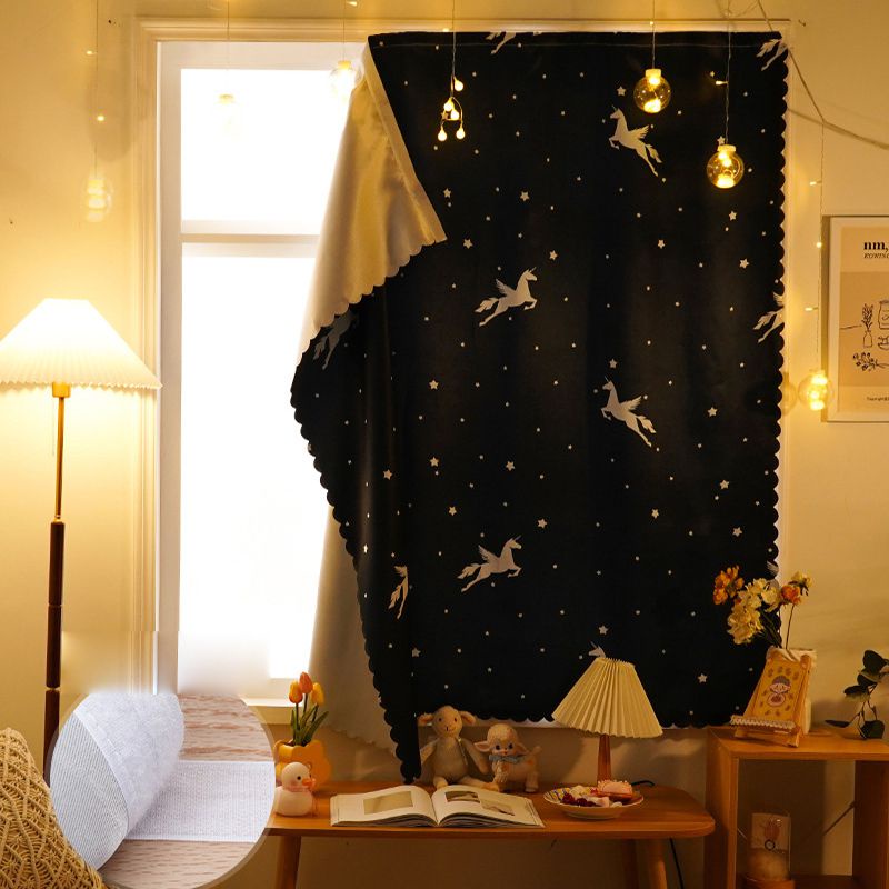 Rèm treo cửa sổ trang trí in hoạt hình Hàn Quốc có khóa dán