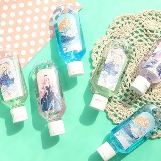 Nước rửa tay khô dạng gel, nước