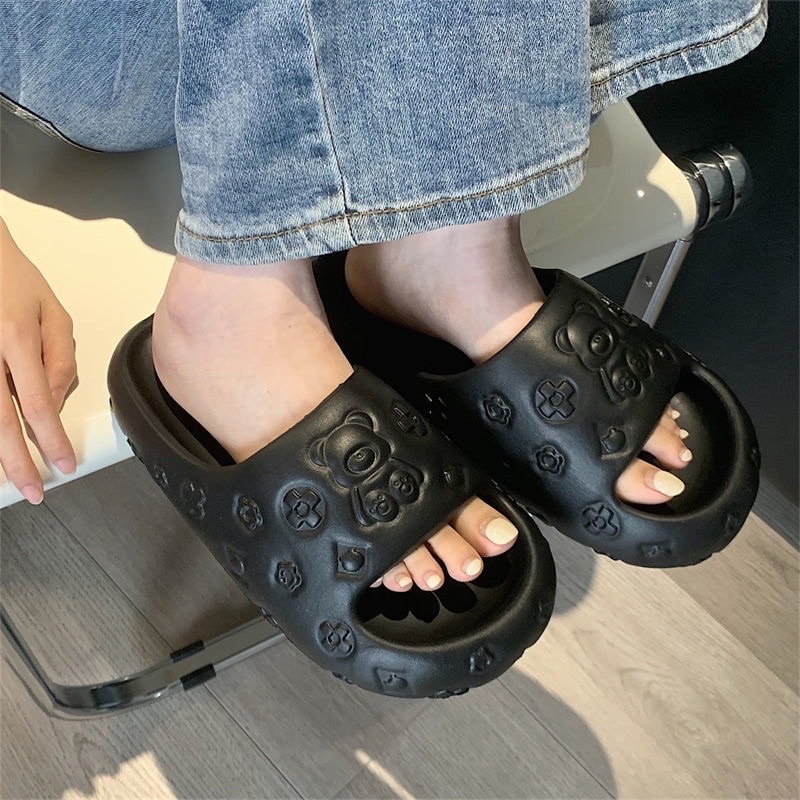 Dép bánh mì gấu dập nổi đế độn 4cm chất cao su mềm mang êm chân đi học đi chơi đi mưa - DL164