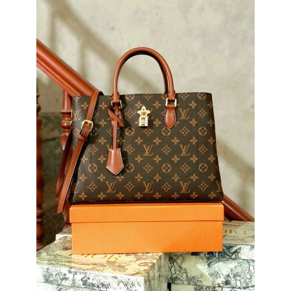 Túi xách tote LV