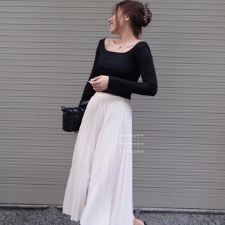 [KAYSTUDIO] ÁO CROP ĐEN BẸT VAI TD