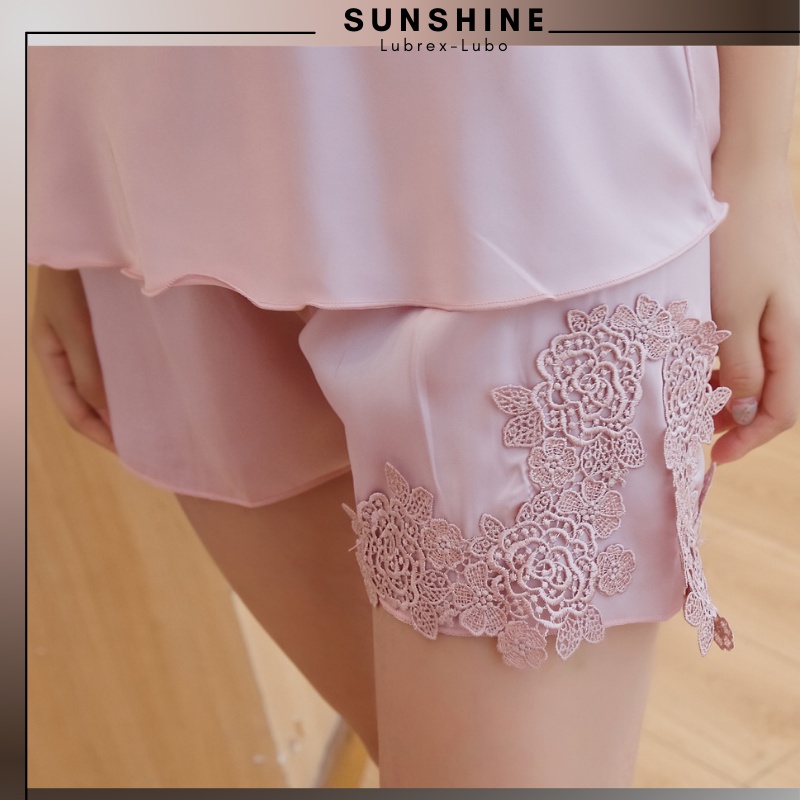 Bộ Đồ Ngủ Nữ Lụa Mặc Nhà Pijama Áo 2 dây  quần cộc có mút ngực dễ thương _SUNSHINE_BOCOCLUABONGHOA221