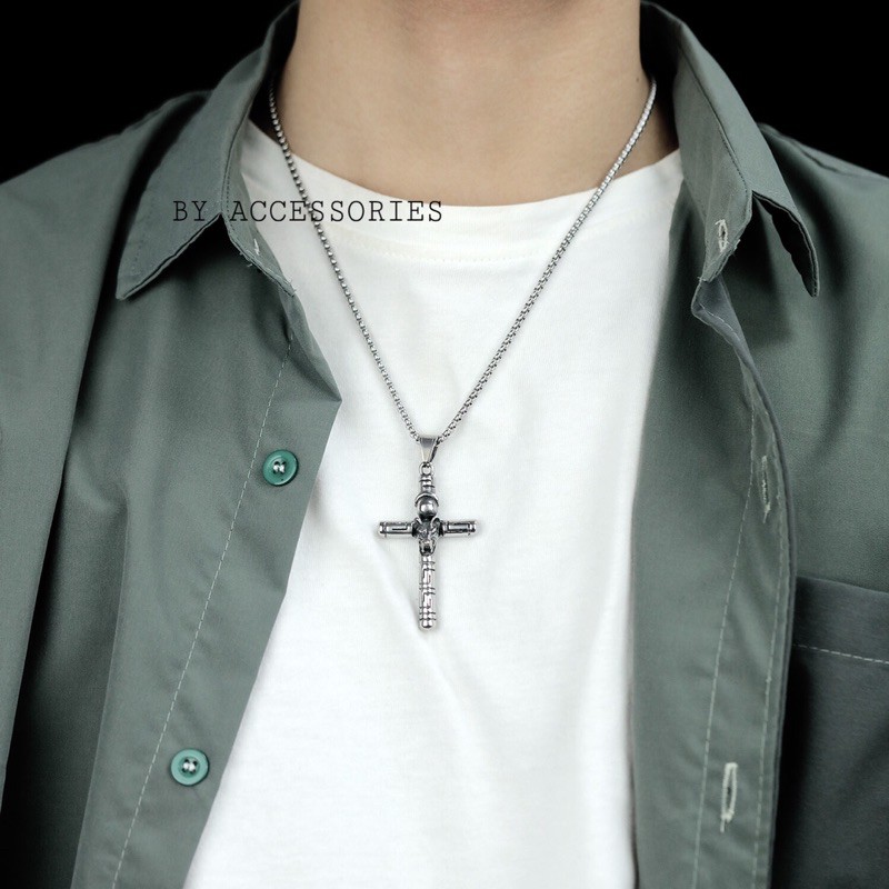 Dây chuyền titan thánh giá đầu sói không gỉ