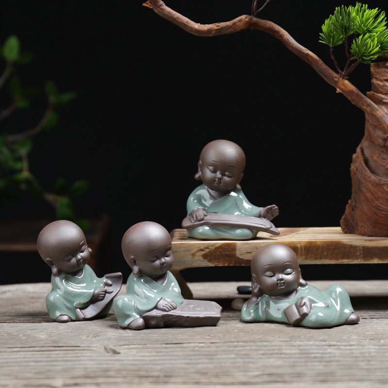 Tượng Chú Tiểu Gốm Xanh Cầm Kì Thi Họa, Cầu Phúc và Hoan Hỉ