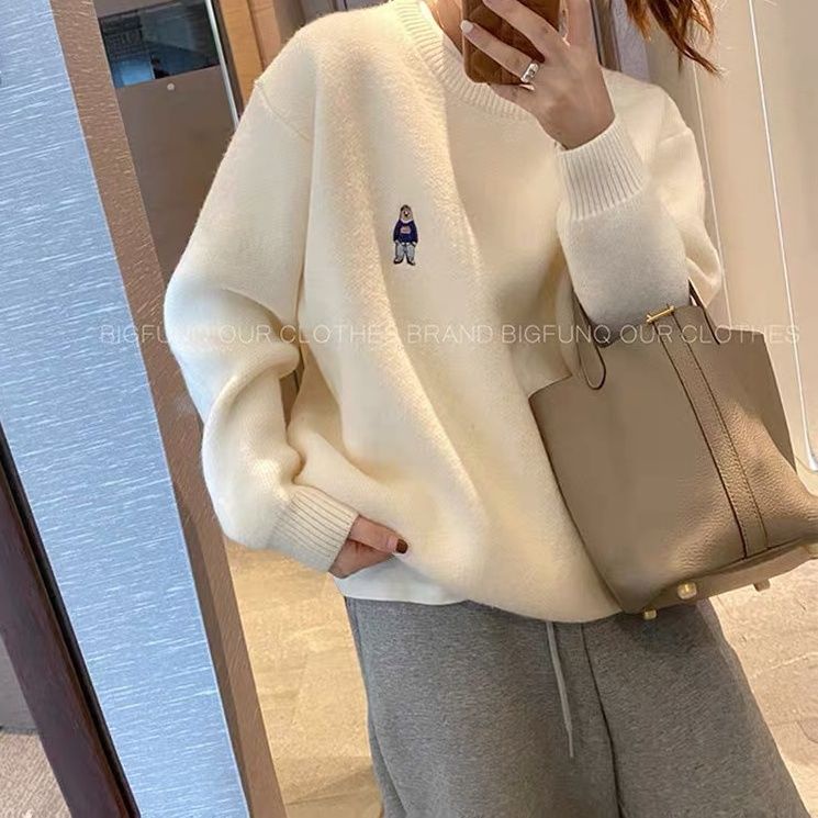White bear embroidered round-neck sweater female winter lazy thickened bottom top loose soft waxy sweater