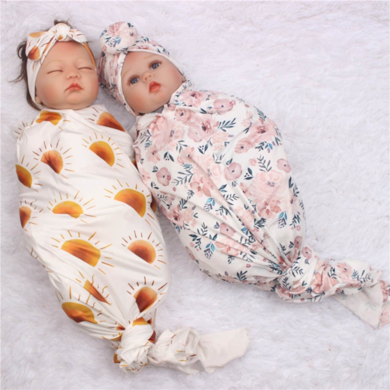 Set 3 Món Gồm Chăn + Mũ Beanie Thắt Nút In Hoa Cho Bé Sơ Sinh