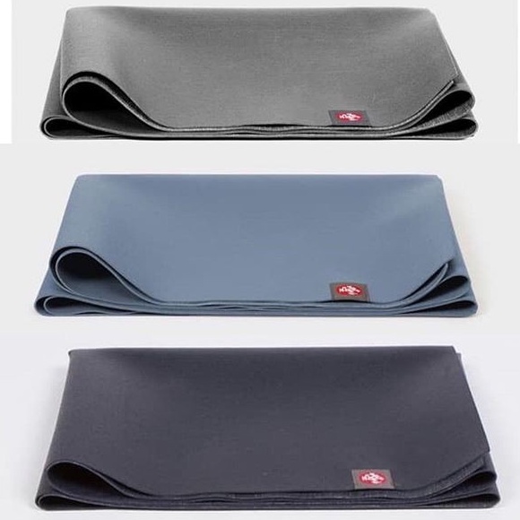 Thảm tập yoga du lịch Manduka Eko Superlite 1.5mm, xếp gọn