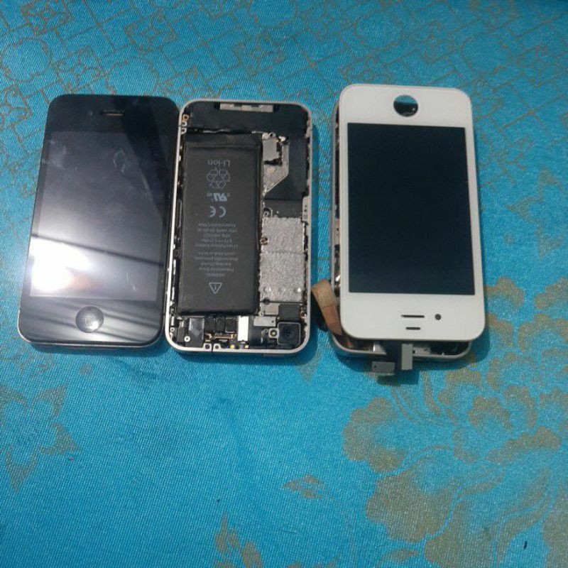 xác iphone 4 và  cụm4s