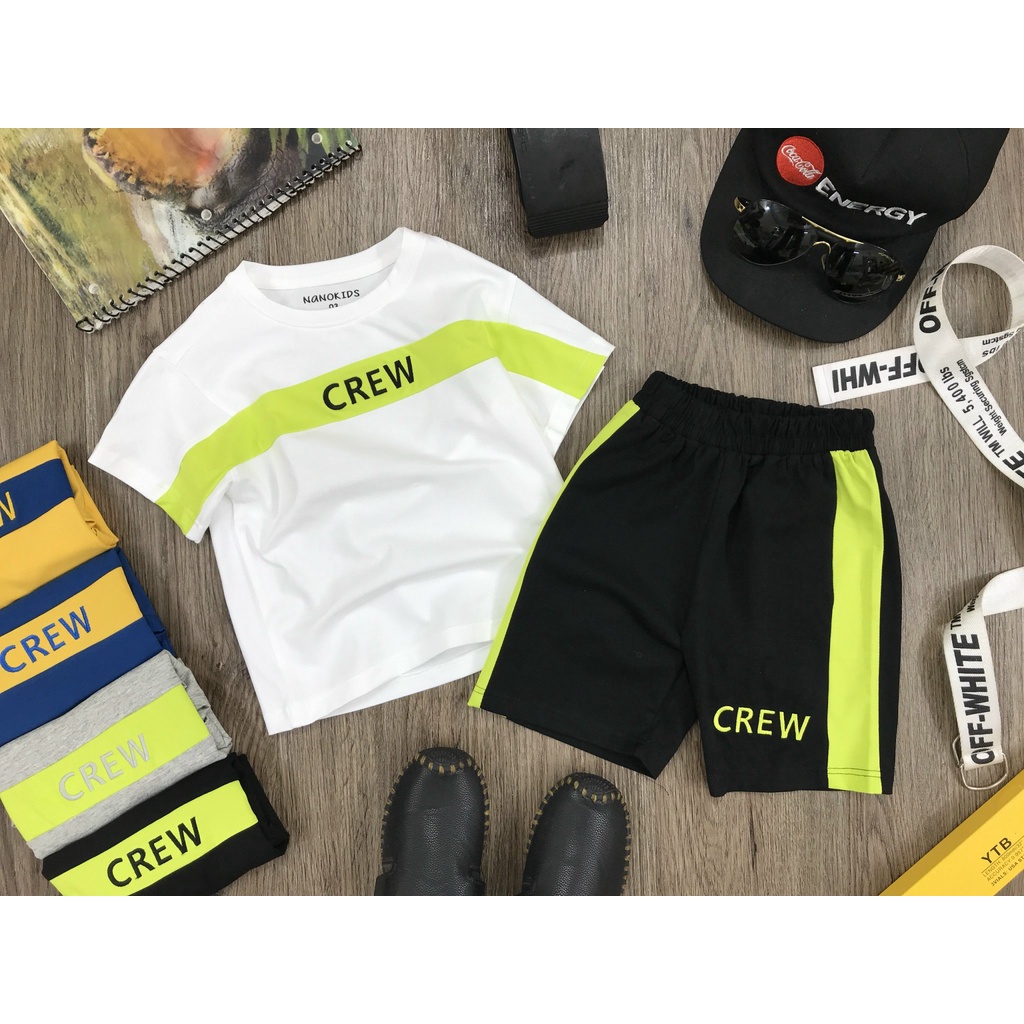 Set thun thể thao in chữ bé trai