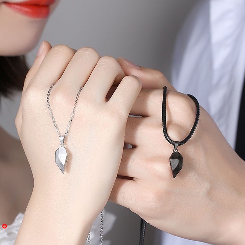 Set 2 dây chuyền mặt hình trái tim dành cho các cặp đôi