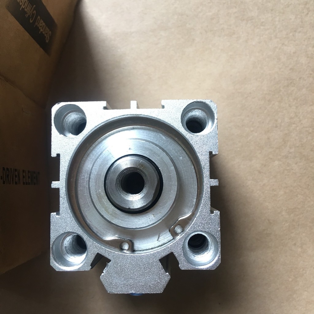 Xi lanh SDA 40x25 đẩy trục mô tơ thay dao nhanh máy phay