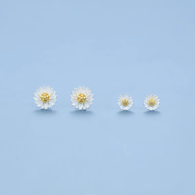 [Mã FARSBR241 giảm 15k đơn 0đ] Bông tai bạc nữ Mon Lilas hoa cúc họa mi cá tính K062001-2