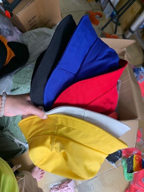 Mũ kèm màng che cho trẻ em và người lớn