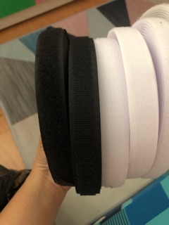Dán xé/Băng dính gai, khóa nhám, hiệu HOOK & LOOP rộng 2cm