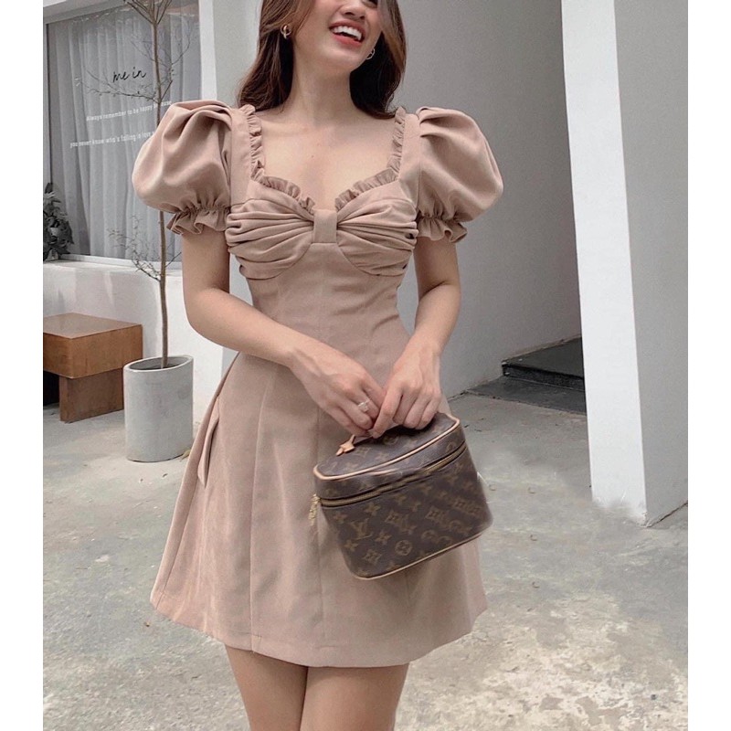 [Mã WASTMAY giảm 15% tối đa 30K đơn 150K] Đầm tay bồng xếp li ngực viền bèo | BigBuy360 - bigbuy360.vn