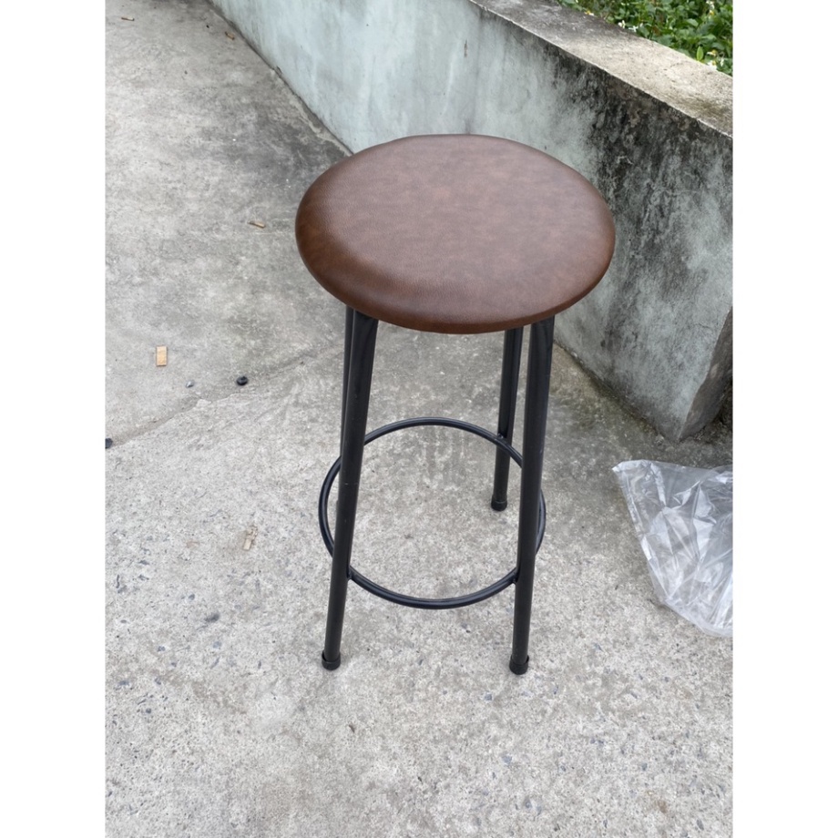 Ghế quầy bar, ghế thu ngân bọc đệm màu nâu mẫu mới sang trọng, hiện đại - Kanta store