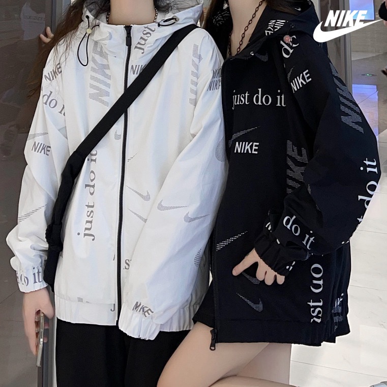 Áo khoác gió có mũ chất liệu 100% chính hãng in chữ Nike thời trang cá tính cho nữ