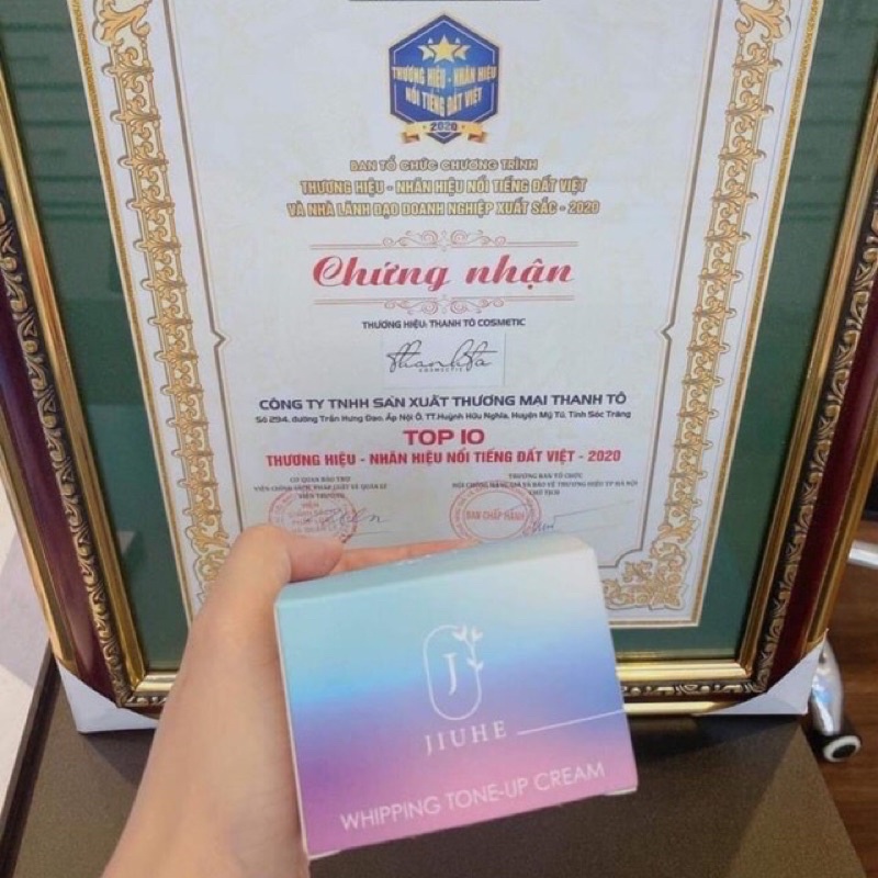 NỮ HOÀNG KEM FACE JIUHE THANH TÔ