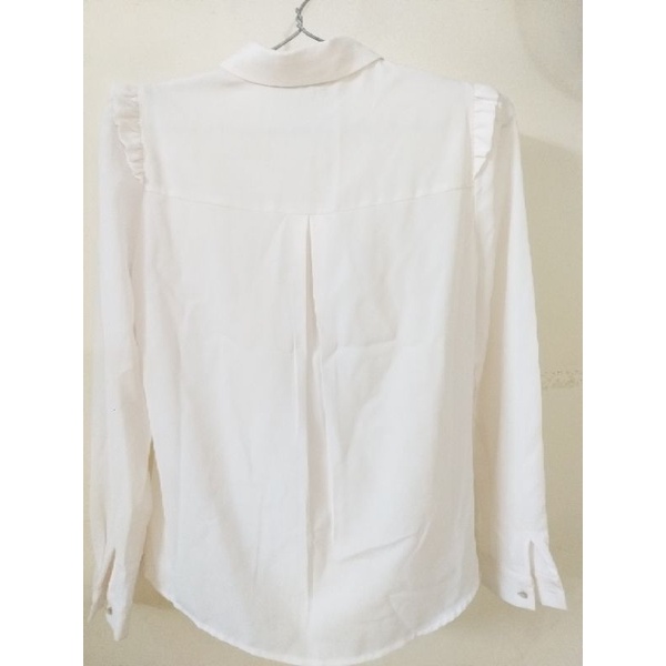 Áo sơmi trắng phối ren size S thanh lý