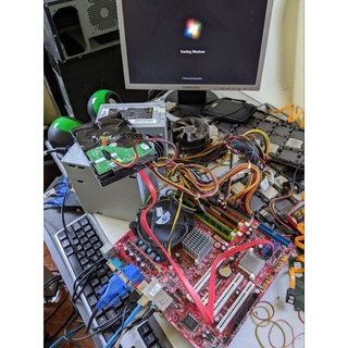 Combo main ,ram ,chip , ổ cứng, nguồn giá rẻ, cài đặt sẵn ( đủ 1 bộ)
