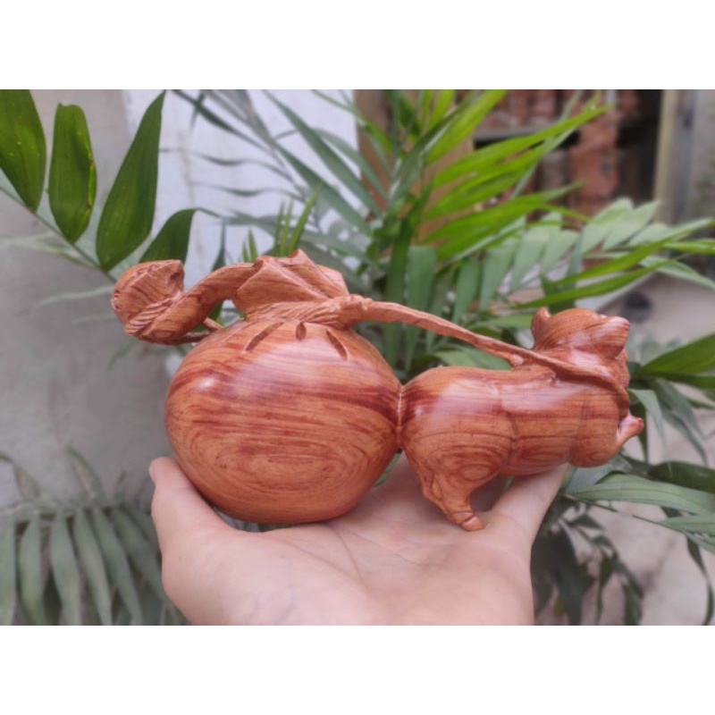 Tượng con heo con lợn gỗ hương 20cm