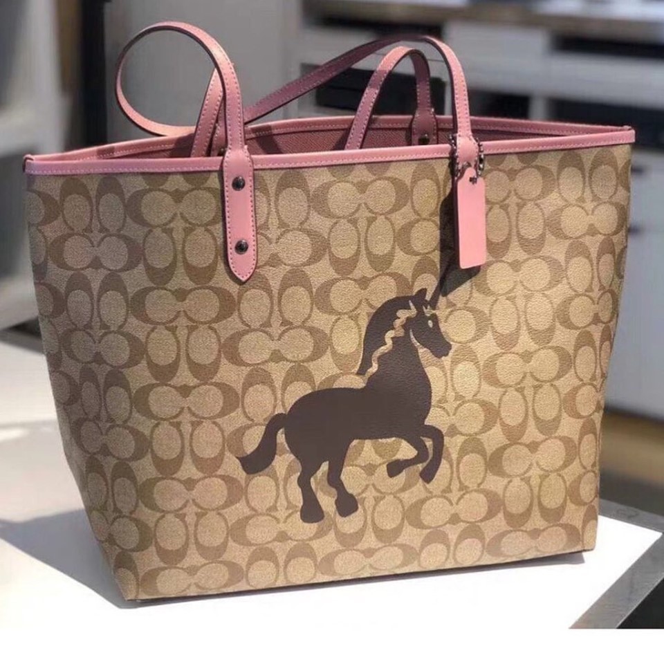 Túi xách REVERSIBLE CITY TOTE IN SIGNATURE CANVAS COACH F78256