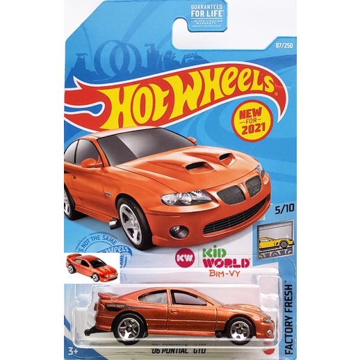 Xe mô hình Hot Wheels basic '06 Pontiac GTO GRX32, 40K.