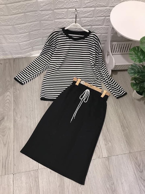 SET ÁO KẺ CHÂN VÁY-video ảnh sàn thật