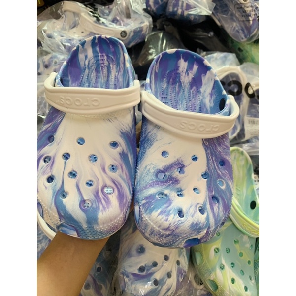 Sục Croc cho người lớn