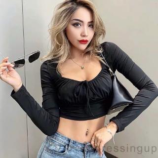 Áo croptop tay dài cổ vuông nữ tính