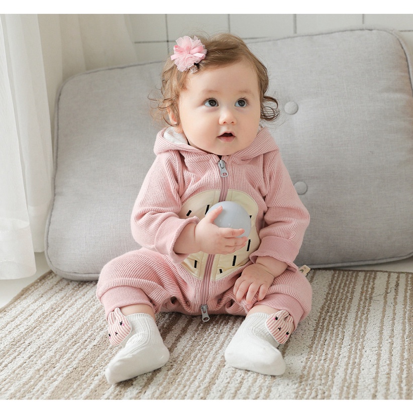 Hộp 4 đôi tất vớ dáng dài cho bé sơ sinh chất cotton mềm mại, họa tiết thỏ bông xinh xắn