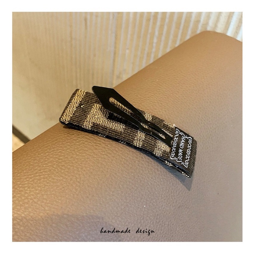 Kẹp tóc mái thời trang dành cho nữ