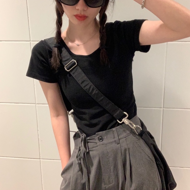 Áo thun nữ ngắn tay cổ chữ U màu sắc đơn giản 43915