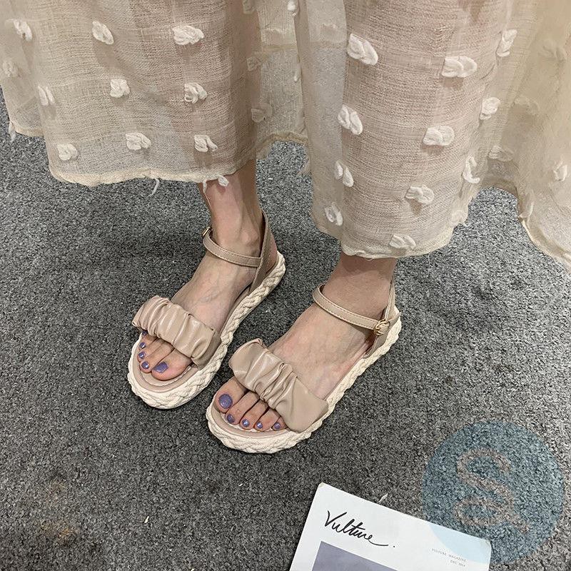 ∈∋Net celebrity sandals female super hot work days small fresh and simple high-end sense of summer shoes fairy wind sweet seaside