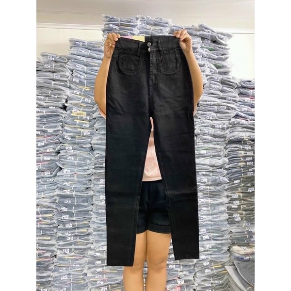 QUẦN JEANS NỮ 2 KHUY SIÊU HOT HÀNG CO GIÃN CD