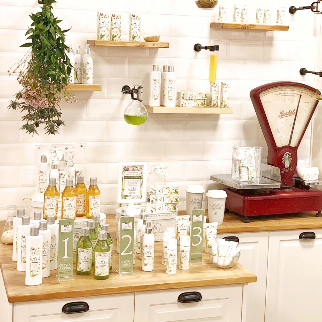 Kem Dưỡng Louka Manufaktura Kiềm Dầu, Nám, Chống Lão Hóa 50ml