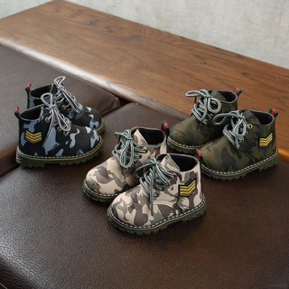 BOOT LÍNH RẰN RI