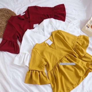 Áo kiểu tay ngắn babydoll đắp chéo