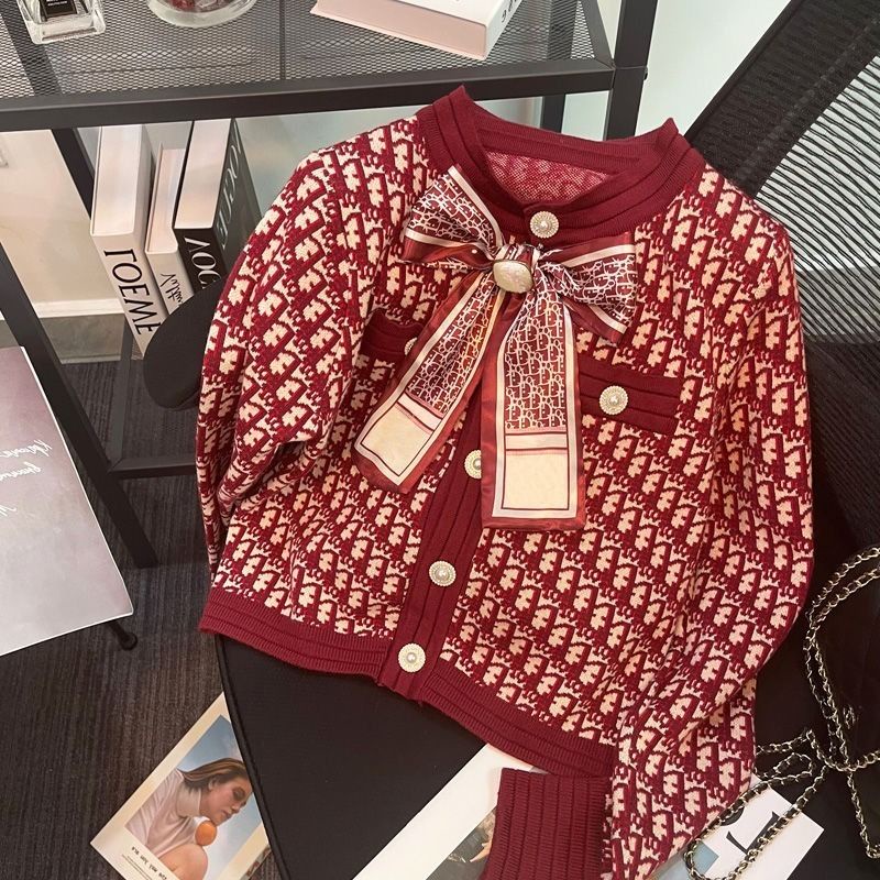 French red chic and unique fragrant coat women's 2022 new design retro bow knitted blouse
